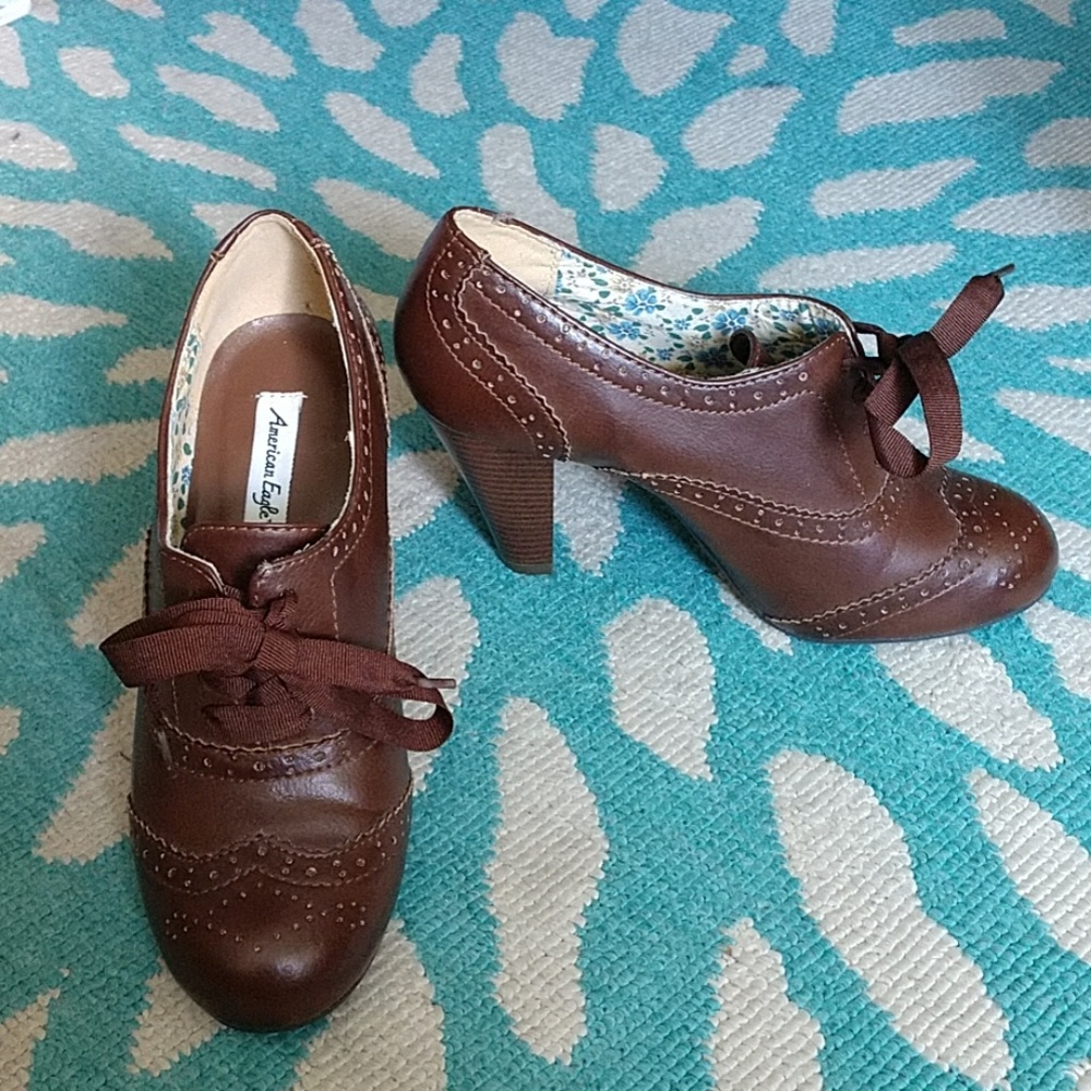 Dark Brown Highheel Oxfords